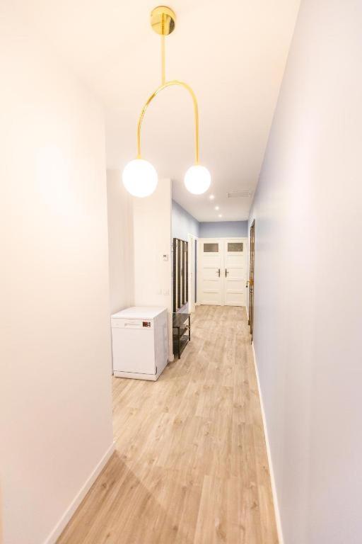3 Min A Pied De La Gare St Charles - 3 Chambres Avec Clim, Sdb Et Tv Марсель Экстерьер фото