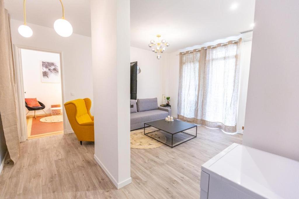 3 Min A Pied De La Gare St Charles - 3 Chambres Avec Clim, Sdb Et Tv Марсель Экстерьер фото