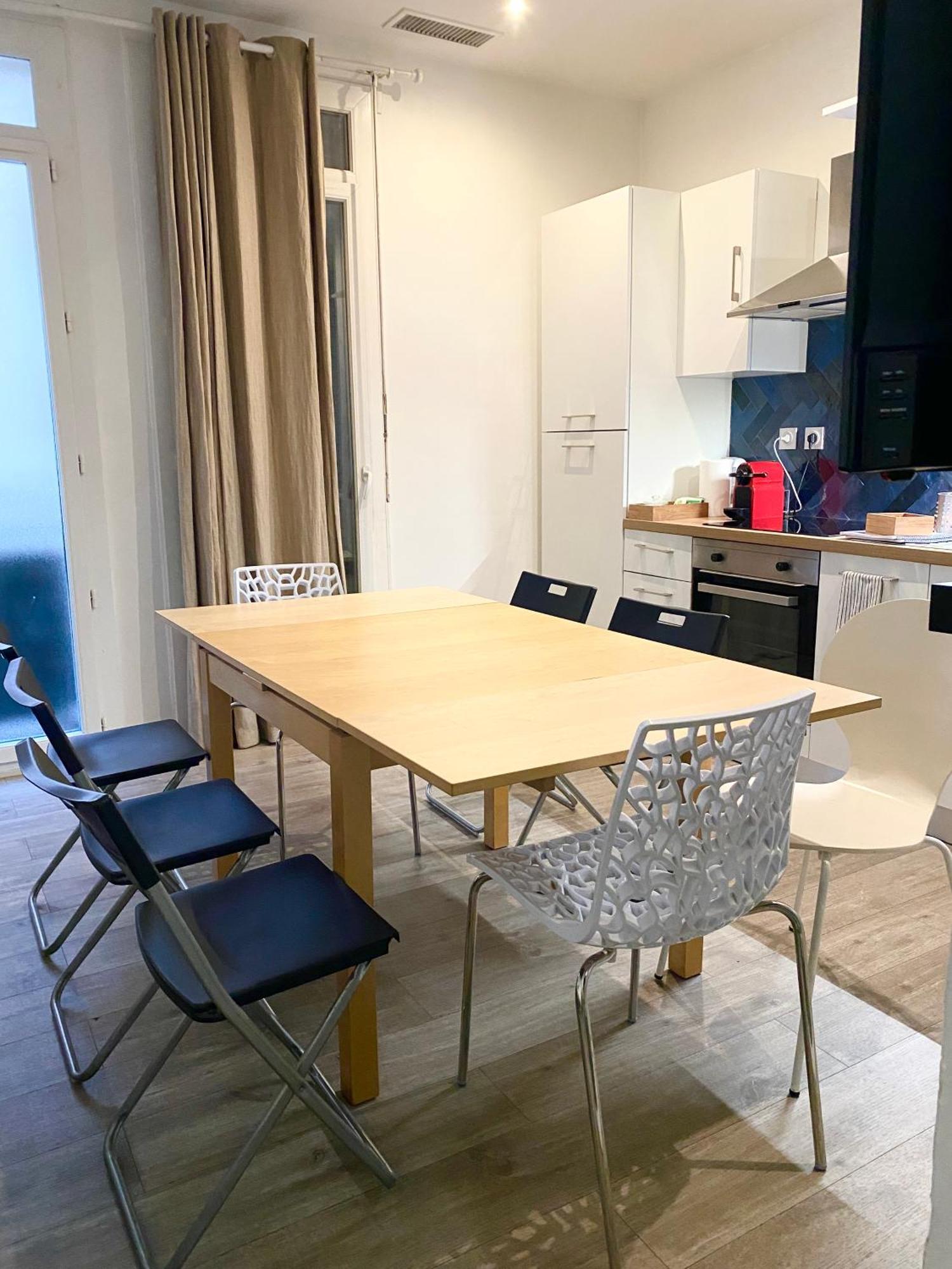 3 Min A Pied De La Gare St Charles - 3 Chambres Avec Clim, Sdb Et Tv Марсель Экстерьер фото